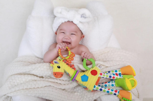 长治怎么判断宝宝是否斜颈 长治怎么判断宝宝是否斜颈